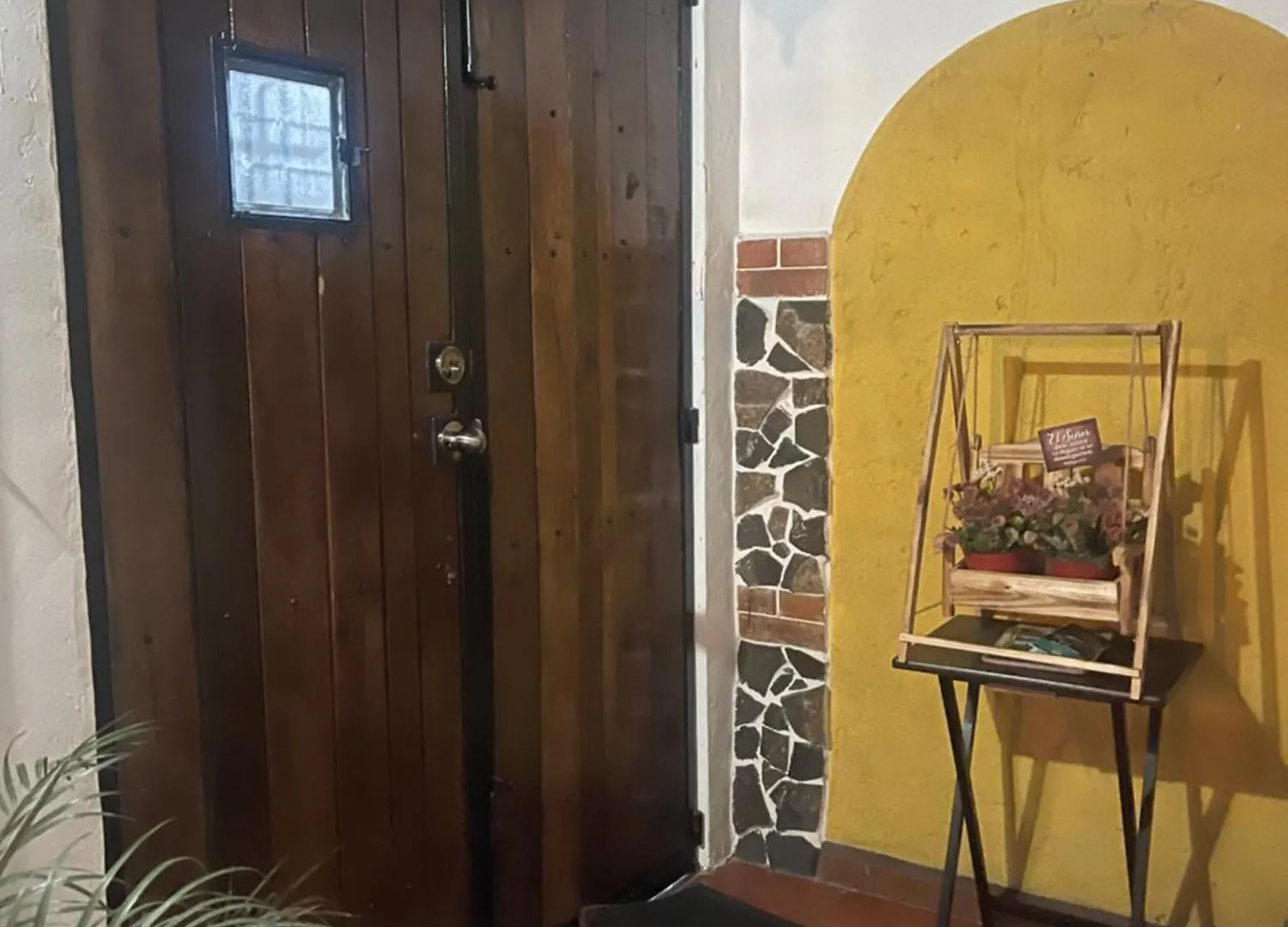 Hotel Casa Alejandro De Los Caballeros Antigua